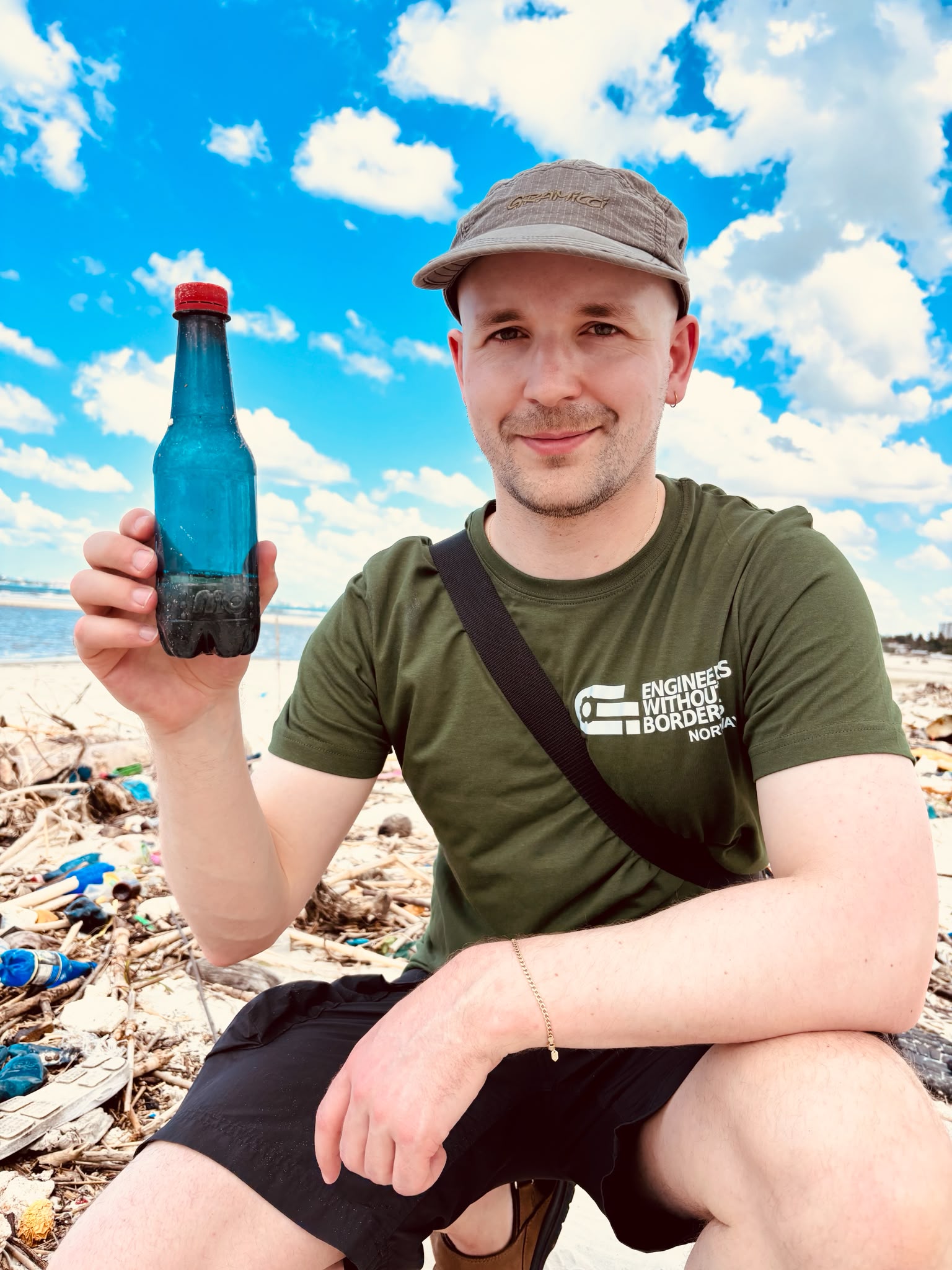 Bilde fra stranden med Sindre Haakonsen