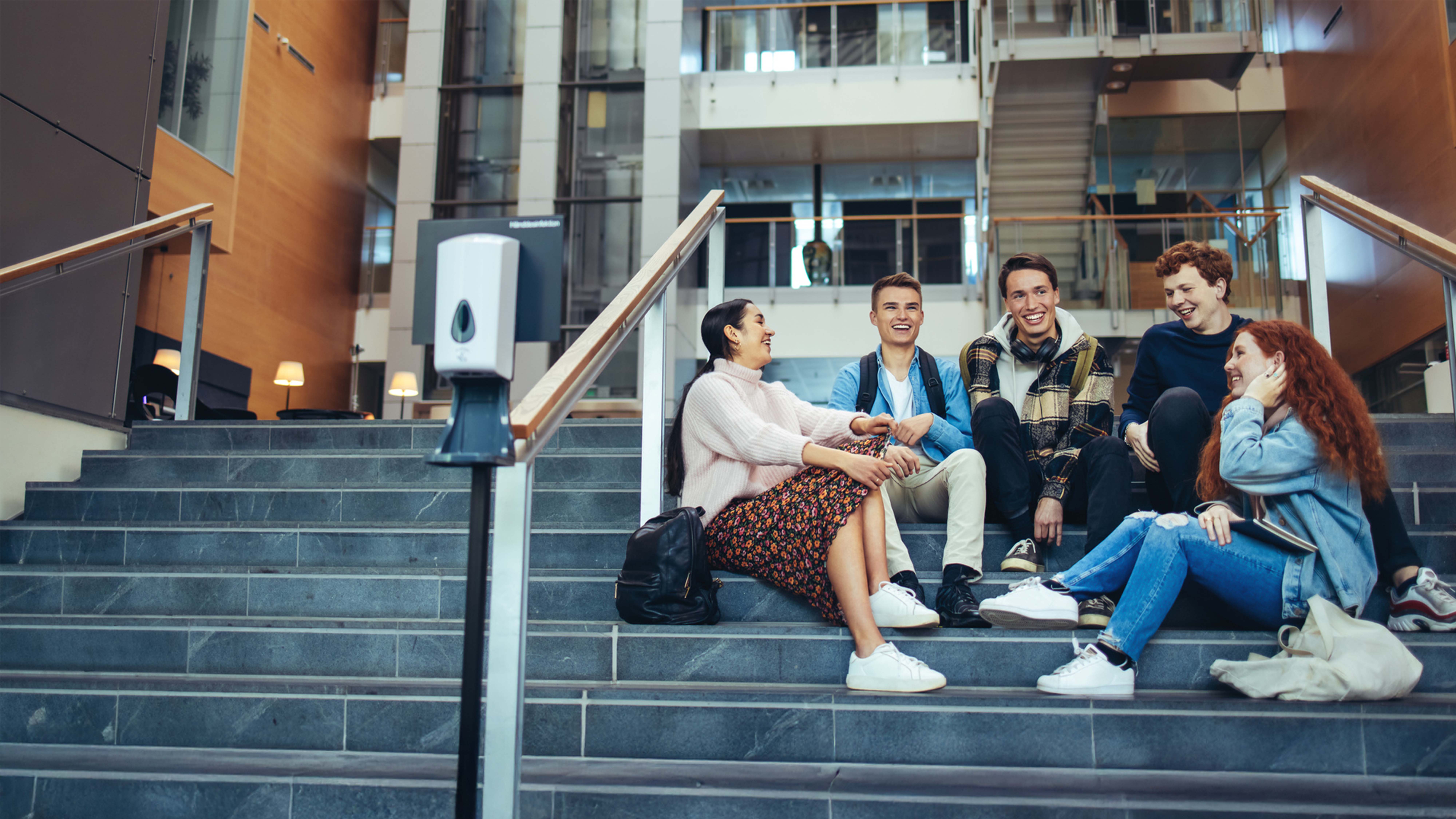 Enlist and win a travel gift card from Ticket of NOK 10,000