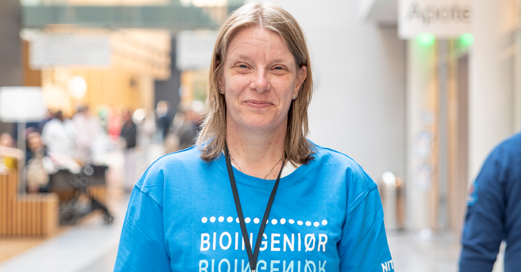 Dorthe Johannessen jobber som bioingeniør ved Blodbanken Ahus.