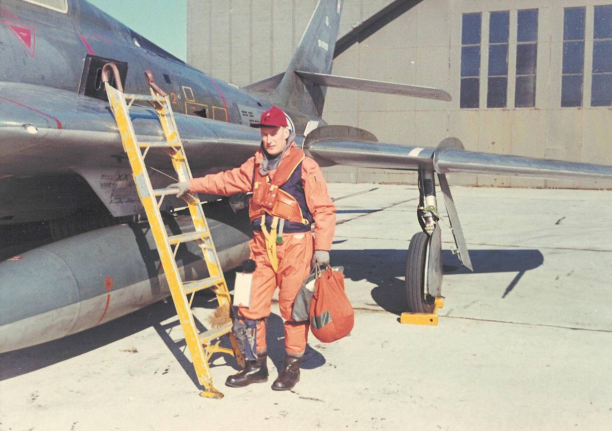 Pilot on his way into fighter jets