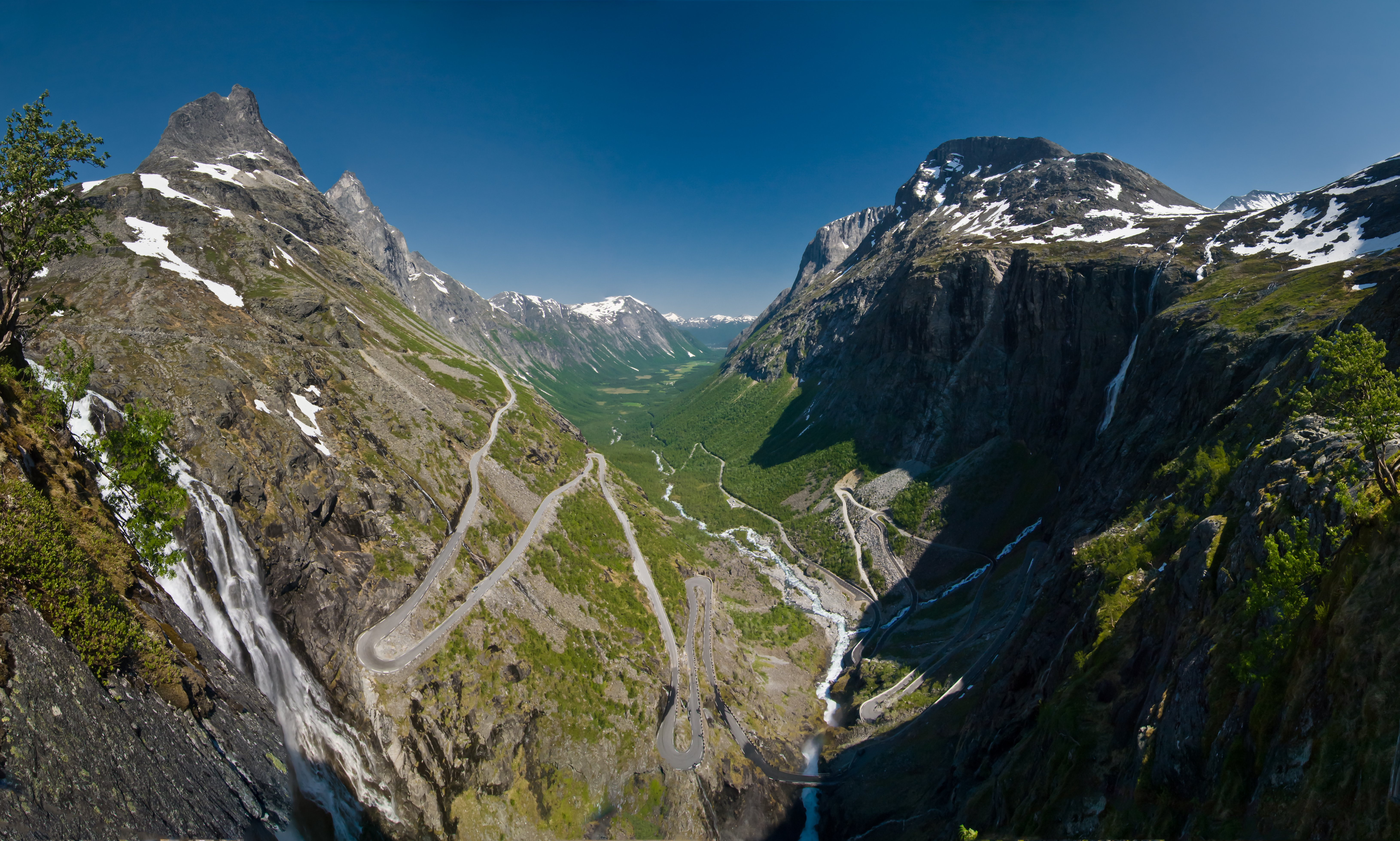 Foto av Trollstigen fra luften. Foto: Stefan Krause