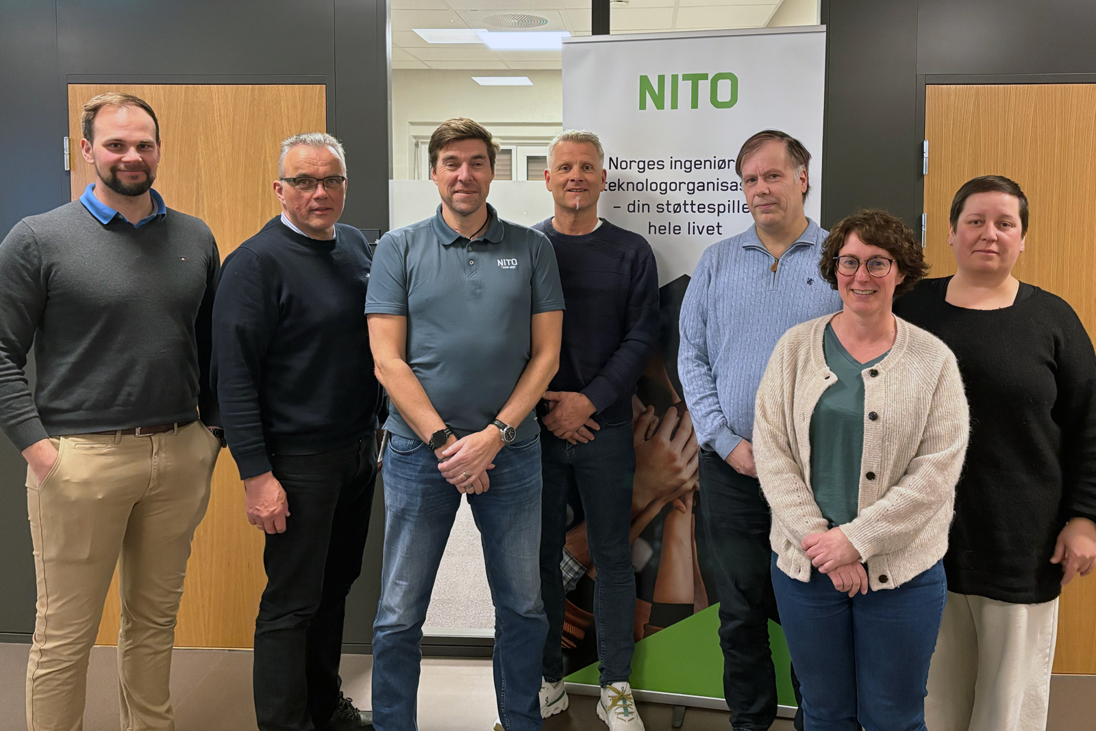 Fra venstre:  Hans Marius Engeseth, Kjell Øverjordet, Trond Brønstad, Kjetil Gutubakken Elstad, Anders Lundby, Aina Kristiansen og Lyudmyla Osadchuk