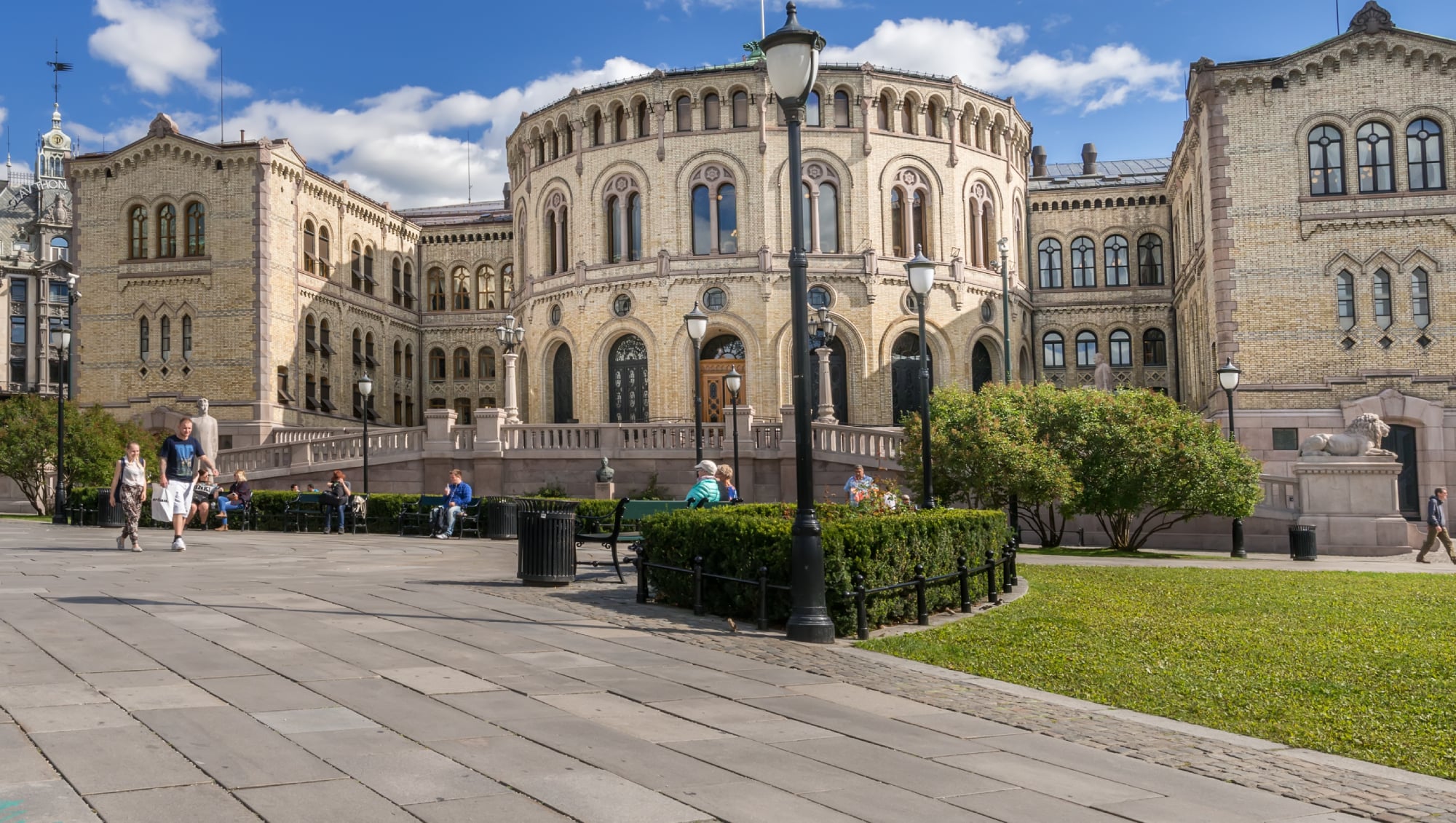 Bilde av Stortingets fasade