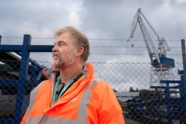 NITO-leder hos Rosenberg, Odd Aril Hein, har vært med på oppturer og nedturer i oljebransjen. Nå frykter han en ny krise dersom regjeringen ikke handler klokt. Foto: Fredrik Refvem.