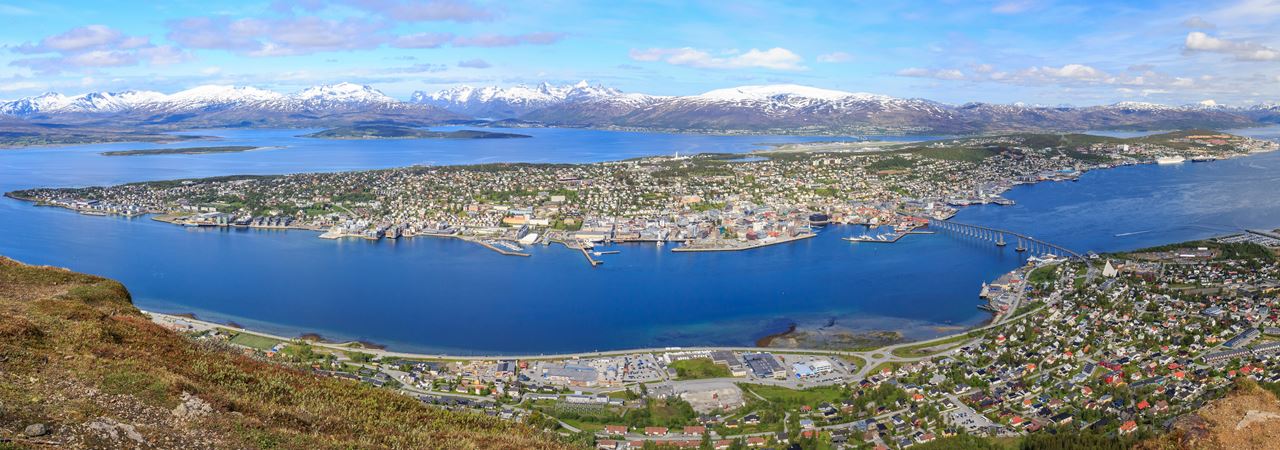 Utsikt fra Fjellheisen i Tromsø. Foto:Getty Images Plus, Mmuenzl.