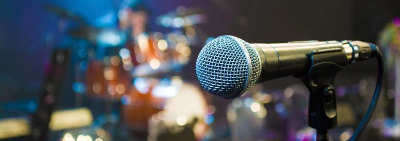 mikrofon på scene