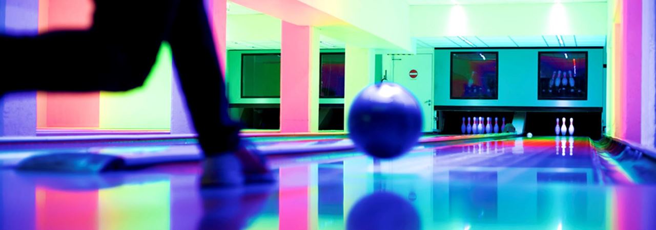 Person som kaster bowlingball Foto: Gettyimages