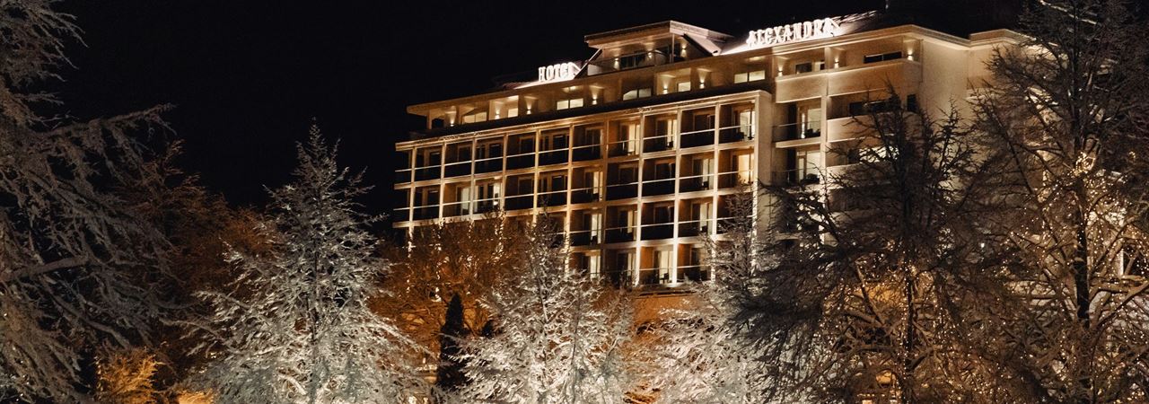 Vinterkledd Hotel Alexandra
